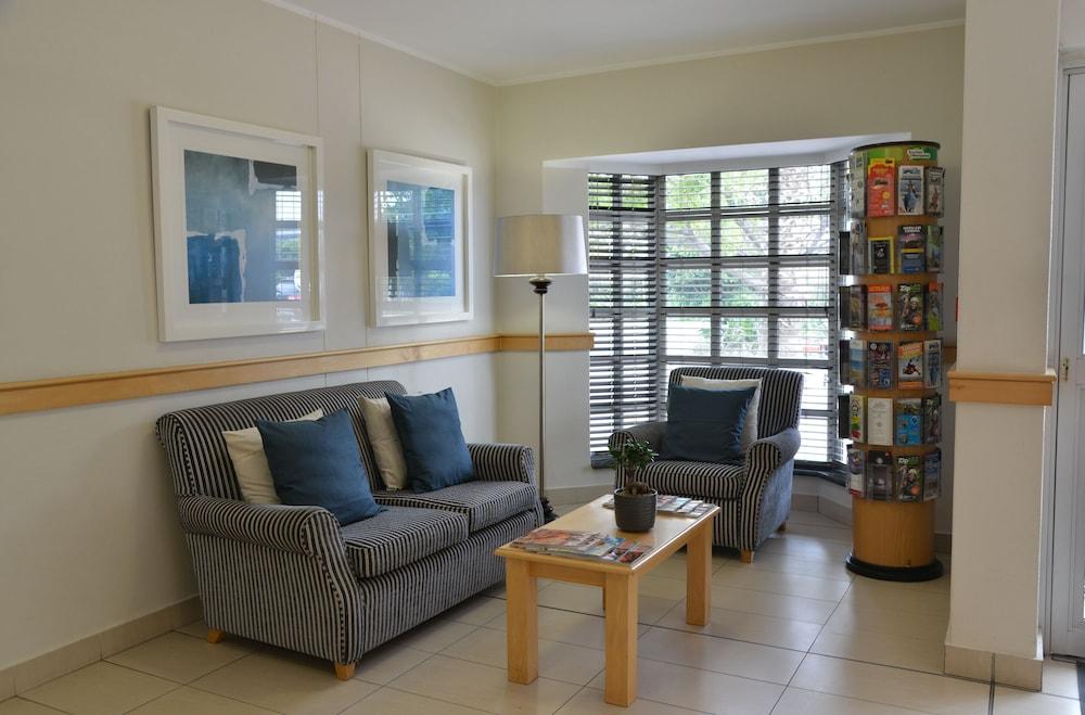 Road Lodge Cape Town International Airport Exterior photo